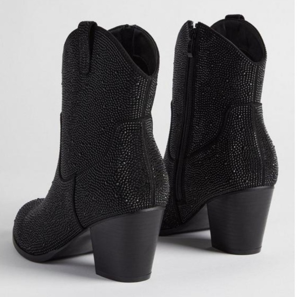 TORRID NWT Embellished Western Bootie (WW) - Picture 2 of 7
